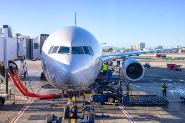 Aircraft_on-Ramp Aircraft_on-Ramp
